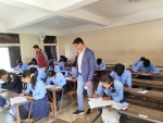 कैलाशको एसईई परीक्षा केन्द्रमा अध्यक्षको टोलीद्धारा अनुगमन