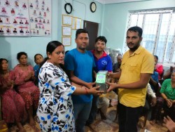 जनजागृति सहकारीलाई मिल्क एनालाइजर मेशिन प्रदान