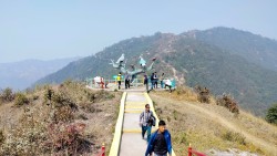 पर्यटकीय गन्तव्य बन्दै कैलाश बैकुण्ठ 