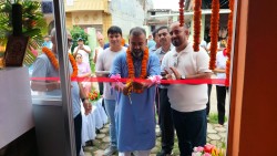 हेटौंडामा हेलो सेवा प्रालिद्वारा घरघरमा सेवा दिन सुरु