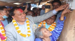 बिजुली बल्दा चेपाङ वस्तीमा खुसी