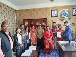 विपन्नसँग अध्यक्ष कार्यक्रम अन्तरगत ७ जनाले गरे सम्झौता 