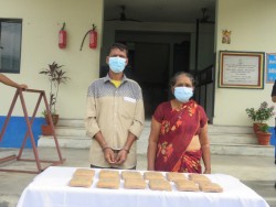 थाहाबाट चरेससहित २ जना भारतीय नागरिक पक्राउ