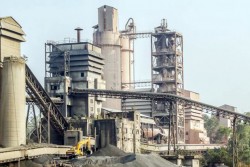 हेटौँडा सिमेन्ट उद्योगको पुनःउत्पादन चैतको तेस्रो सातादेखि