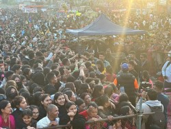 बबिता र प्रदीपको दोहोरीमा नाचे मकवानपुरे