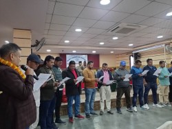 निर्माण व्यवसायी संघका नवनिर्वाचित कार्यसमितिलाई प्रमाणपत्र वितरण