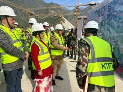 मकवानपुरमा राष्ट्रपति पौडेल, द्रुतमार्गको निरिक्षण