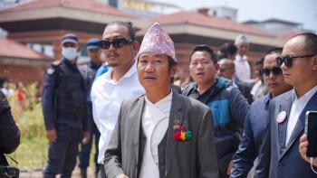 हर्क साम्पाङको टिप्पणी : सिंहदरबार र संसद् भवन जलाउनेलाई पनि भाटैभाटा लगाउनुपर्छ