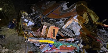 धादिङ बस दुर्घटनामा ११ पुरुष र ६ महिलाको मृत्यु, विदेशी नागरिक पनि परे