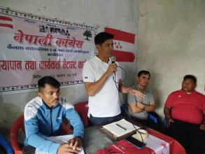 कैलाश ८ मा कांग्रेसको कार्यकर्ता भेटघाट