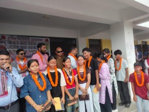  शतप्रतिशत नतिजा ल्याएको शारदा माविले मनायो विजय उत्सव