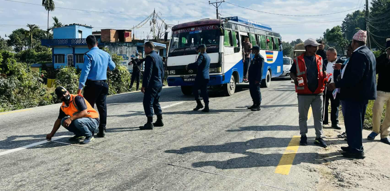२५ मिटर सडक विस्तारका लागि मार्किङ सुरु, अतिक्रमित संरचना आफैँ हटाउन माइकिङ