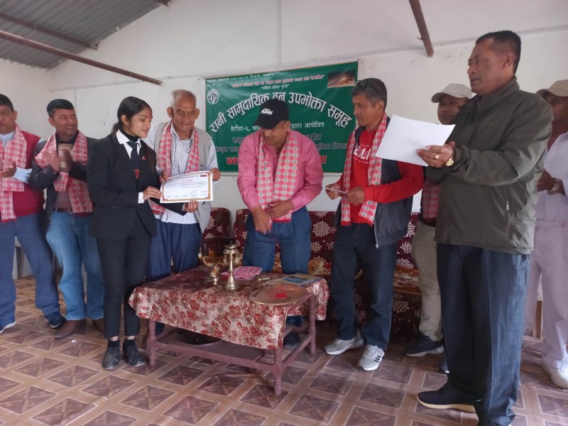 रानी सामुदायिक वनमा वक्तृृत्वकलामा अर्याल प्रथम